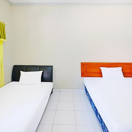 Collection O 91046 Hotel Remaja Indah Masamba Εξωτερικό φωτογραφία